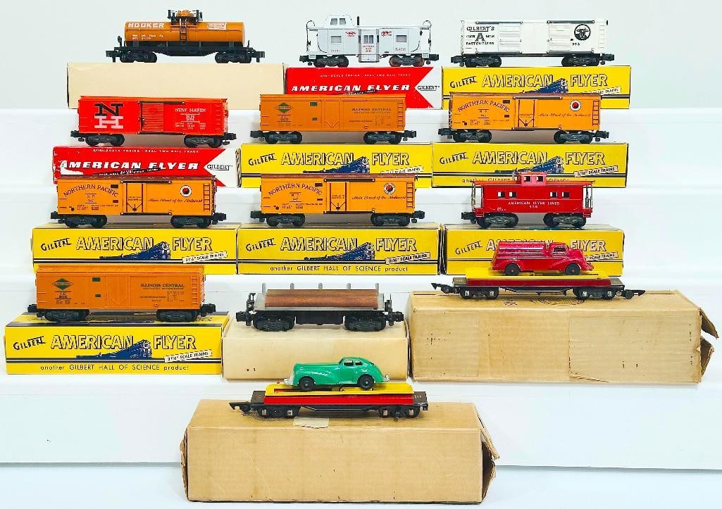 American Flyer Postwar S Gauge Thirteen (13) Assorted Freight Cars (1 of 7)