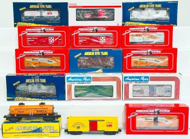 American Flyer Lionel Modern S Gauge Fourteen (14) Assorted Convention Cars
