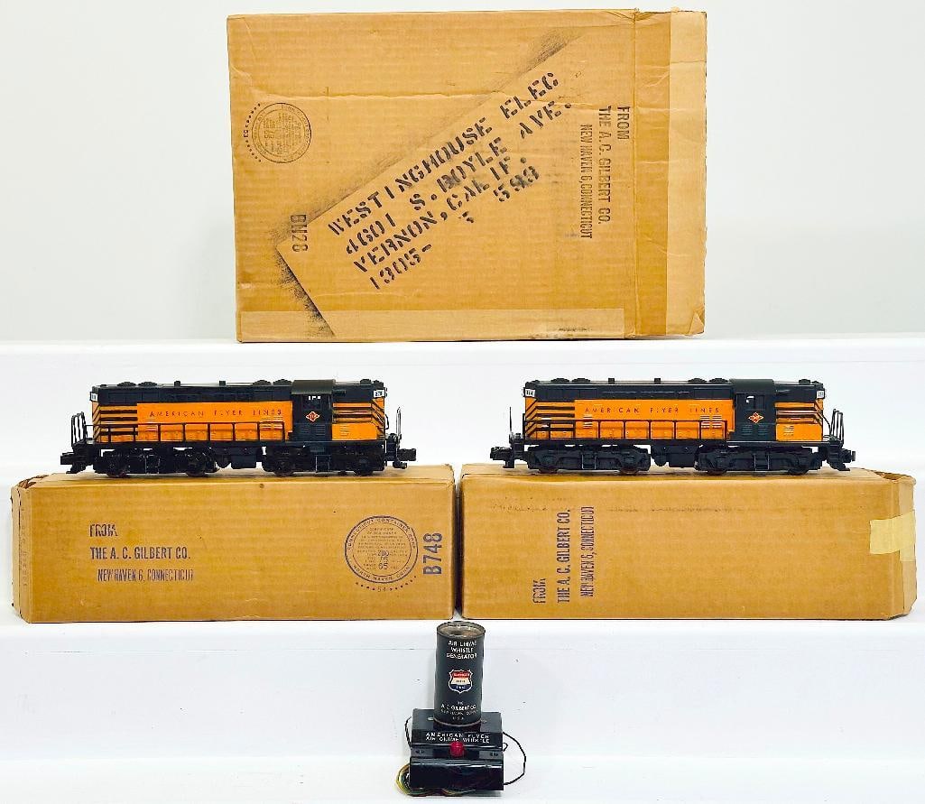 American Flyer Postwar S Gauge 374 Diesel Switcher and 375 Diesel Switcher Boxed (1 of 8)