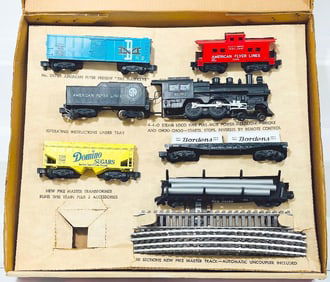 American Flyer Postwar S Gauge Set No. 20765 The Hawkeye Freight Set from 1963 Boxed
