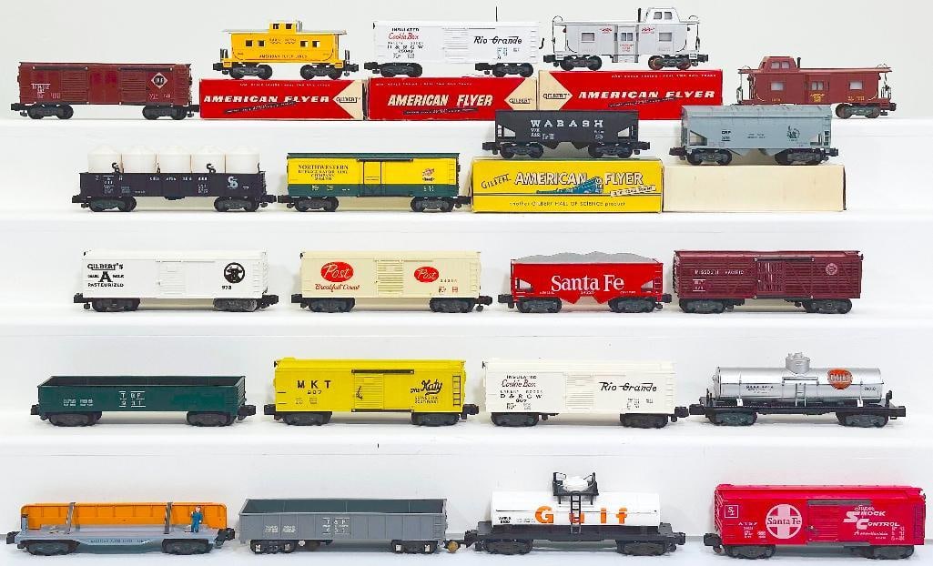 American Flyer Postwar S Gauge 21 Freight Cars with RARE 24416 Northwestern Reefer Car (1 of 9)