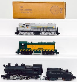 Lionel Postwar S Gauge 371 Diesel Switcher Boxed-21803 Chicago Northwestern Diesel Switcher - 21004 