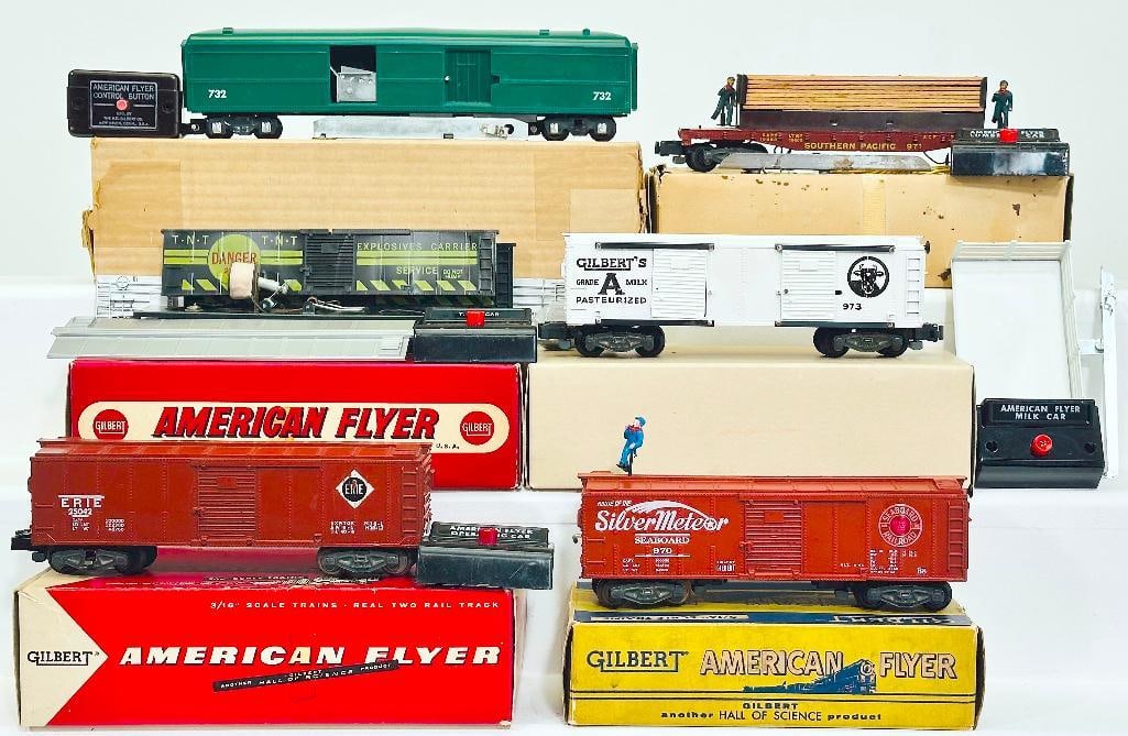 American Flyer Postwar S Gauge 25061 TNT Car Boxed/25042 Action Box Car Boxed/973 Operating Milk Car (1 of 7)