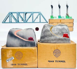 American Flyer Postwar S Gauge 753 Bridge with Beacon Boxed/ 249 Tunnel/ 23761 Semaphore