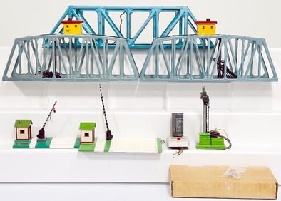 American Flyer Postwar S Gauge 761 Semaphore with 2 track trips Boxed/750 Bridge Boxed/750 Bridge 