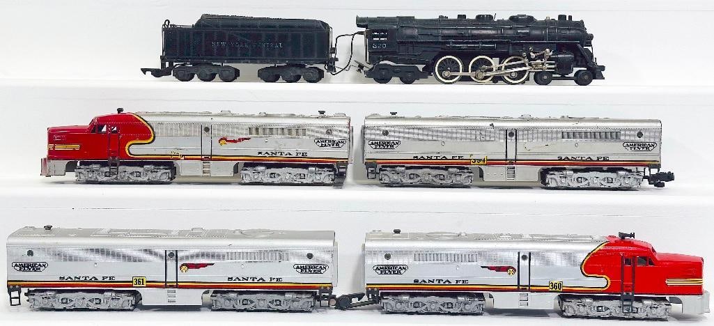 American Flyer Postwar S Gauge 320 New York Central Locomotive and Tender and Santa Fe Alco Diesel (1 of 6)