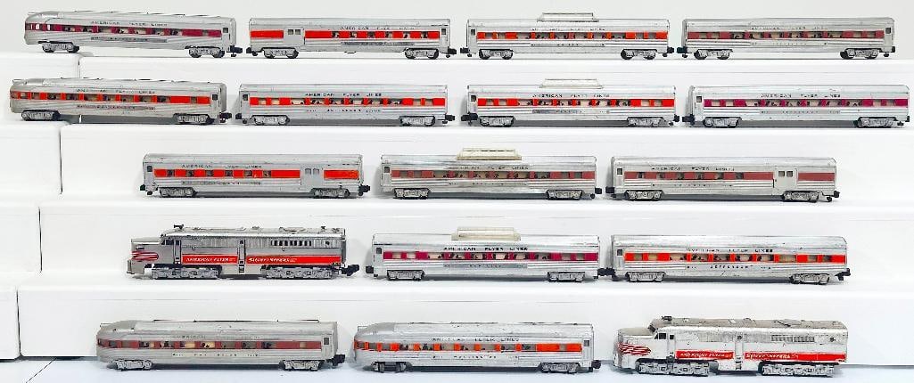 American Flyer Postwar S Gauge Silver Streak A – A Alco PA Diesel Units and Fifteen Assorted (1 of 11)