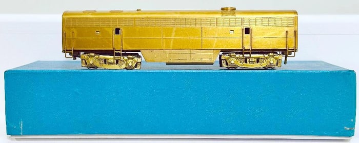 Red Ball HO class Fairbanks - Morse C Line Freight Diesel No. CFB - 16 - 4 Powered B Boxed