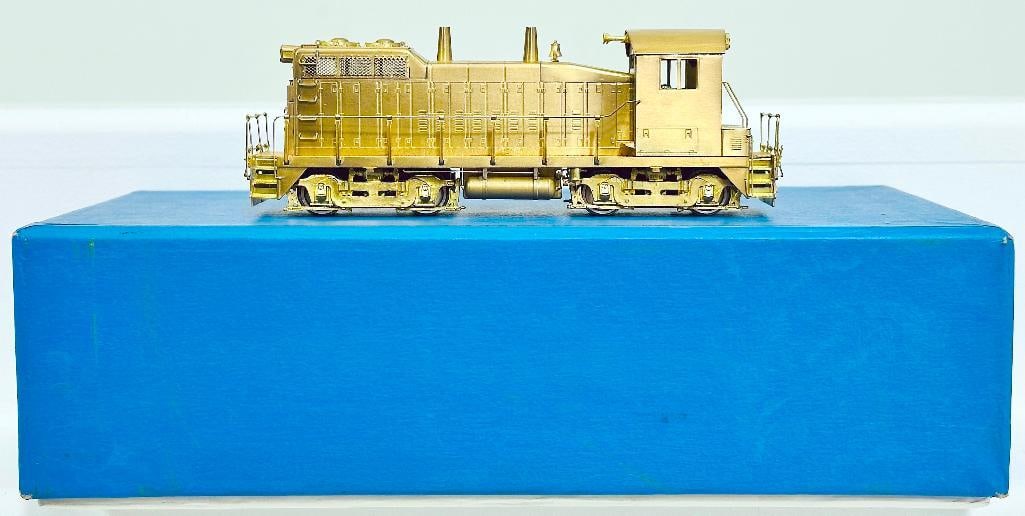 Scale - Rail HO Brass Switcher Boxed (1 of 7)