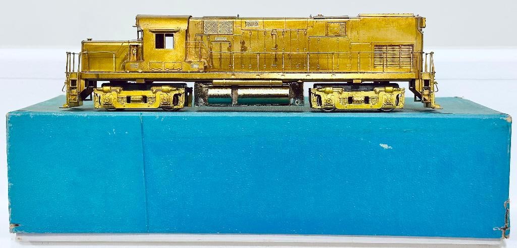 Alco Models Brass HO Scale C - 420 Low Hood Boxed (1 of 7)