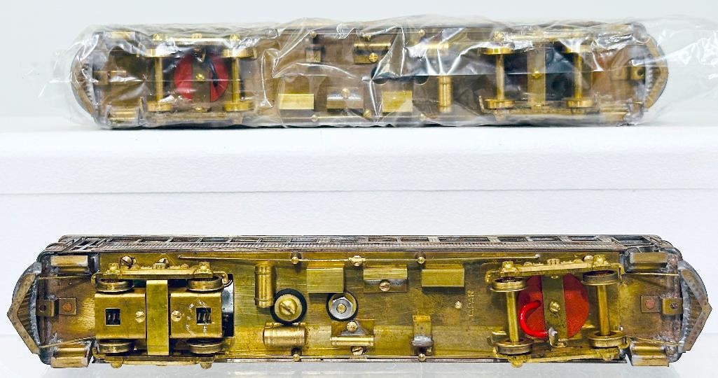 E. Suydam Brass HO Scale Pacific Electric Ten 1032 Class Wood Interurban Coach 55 feet Boxed X2 - 4