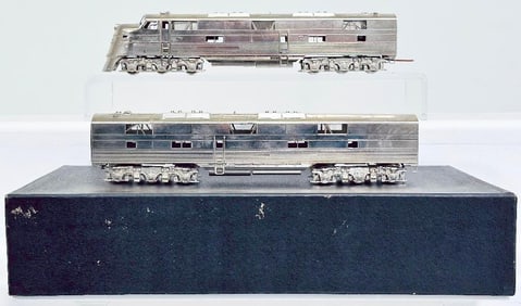 Hallmark Models Brass HO Scale EMD E - 5 Boxed