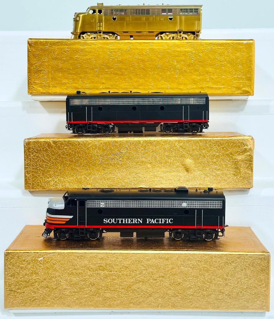 Oriental Limited Brass HO Scale EMD F7B 1500 HP Southern Pacific Black Widow Painted Phase 2 Boxed: Oriental Limited Brass HO Scale EMD F7B 1500HP Southern Pacific Black Widow Painted Phase 2 Boxed/EMD F7A 1500HP Painted Black Widow Southern Pacific Phase 2 Boxed/EMD F7A 1500HP Phase 1 Boxed, each i