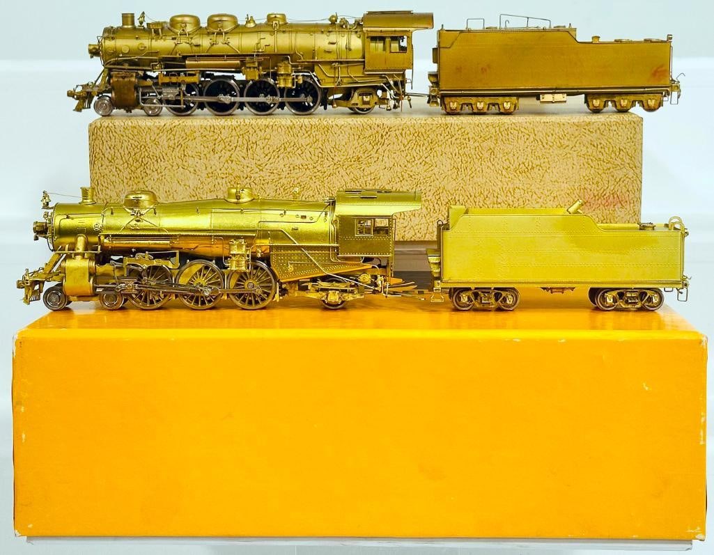 Sunset Models Samhongsa Brass HO Scale Santa Fe 4-8-2 3700 Class Locomotive and Tender Boxed (1 of 8)