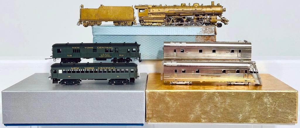 Custom NJ Brass HO Scale New York Central Gas Motor Rail Car Set Painted Boxed/Custom NJ Brass HO: Custom NJ Brass HO Scale New York Central Gas Motor Rail Car Set Painted Boxed/ Custom NJ Brass HO Scale Northern Pacific Class A 4 - 8 - 4 Locomotive and Tender Boxed/Oriental Limited Brass HO Scale