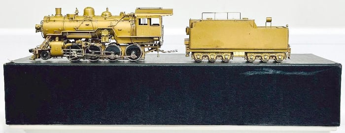 Hallmark Models Brass HO Scale AT&SF Class 2507 2 - 8 - 0 Locomotive and Tender Boxed