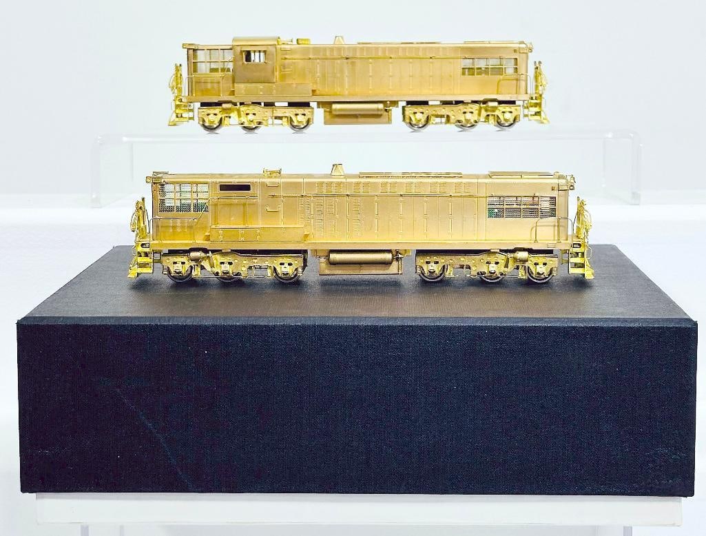 Hallmark Models Samhongsa Brass HO Scale BLW AS- 616 Southern Pacific A and B Units Boxed: Hallmark Models Samhongsa Brass HO Scale BLW AS- 616 Southern Pacific A and B Units Boxed, in C7 and with its original box. This Diesel is not operational.