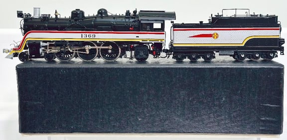 Hallmark Models Dongjin Brass HO Scale Santa Fe 1369/1376 Valley Flyer Boxed