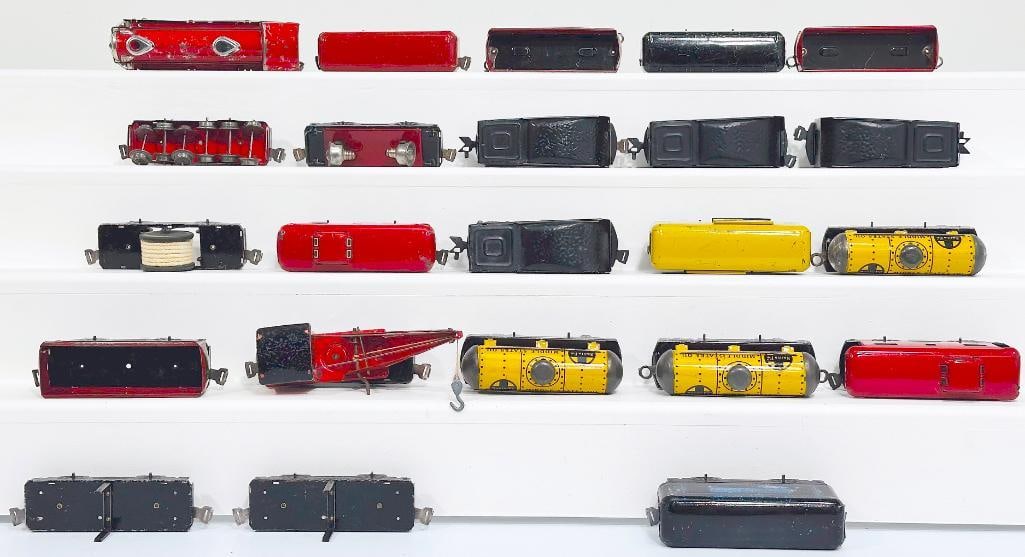 Marx Prewar O Gauge Commodore Vanderbilt Passenger Set/ Joyline Couplers/Marx Prewar O Gauge Loco - 4