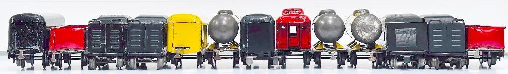 Marx Prewar O Gauge Commodore Vanderbilt Passenger Set/ Joyline Couplers/Marx Prewar O Gauge Loco - 5