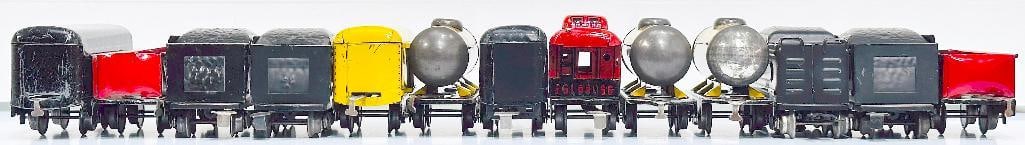 Marx Prewar O Gauge Commodore Vanderbilt Passenger Set/ Joyline Couplers/Marx Prewar O Gauge Loco - 6