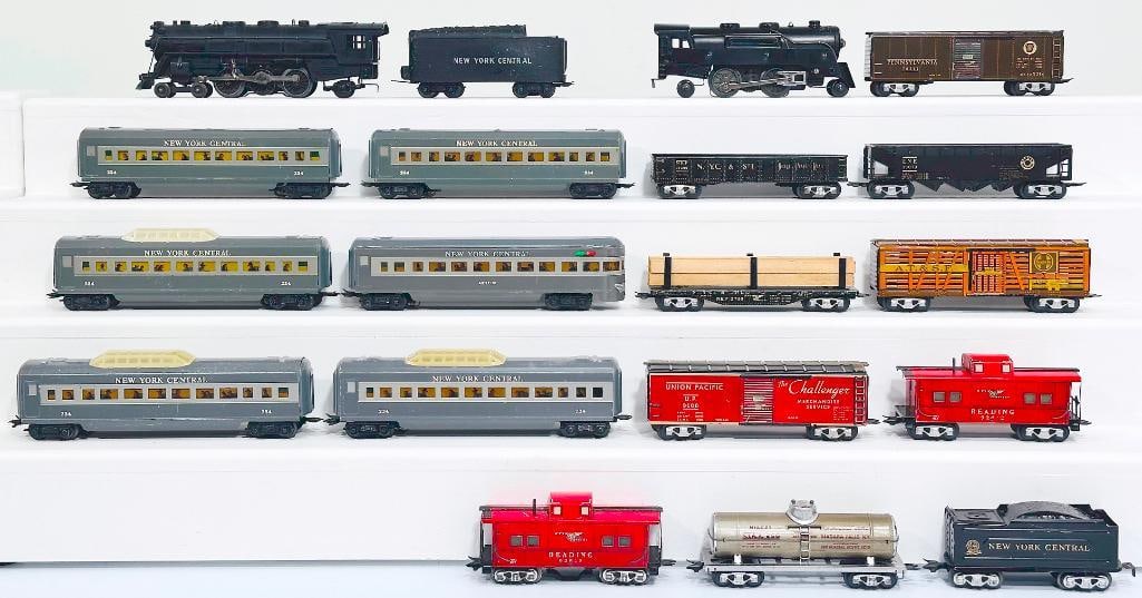 Marx Prewar O Gauge 391 Canadian Pacific Loco Freight Set and Marx Postwar O Gauge 333 Passenger Set: Marx Prewar O Gauge 391 Canadian Pacific Loco Freight Set and Marx Postwar O Gauge 333 Passenger Set, with the Marx Prewar 391 CP Loco and NYC Tender, each in C7 minus to C7, and includes nine (9)