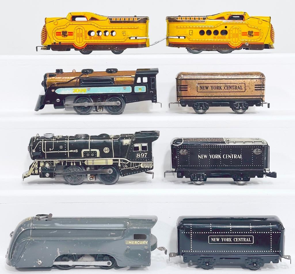 Marx Prewar O Gauge gray Mercury Locomotive and Tender/897 New York Central Locomotive and Tender (1 of 6)