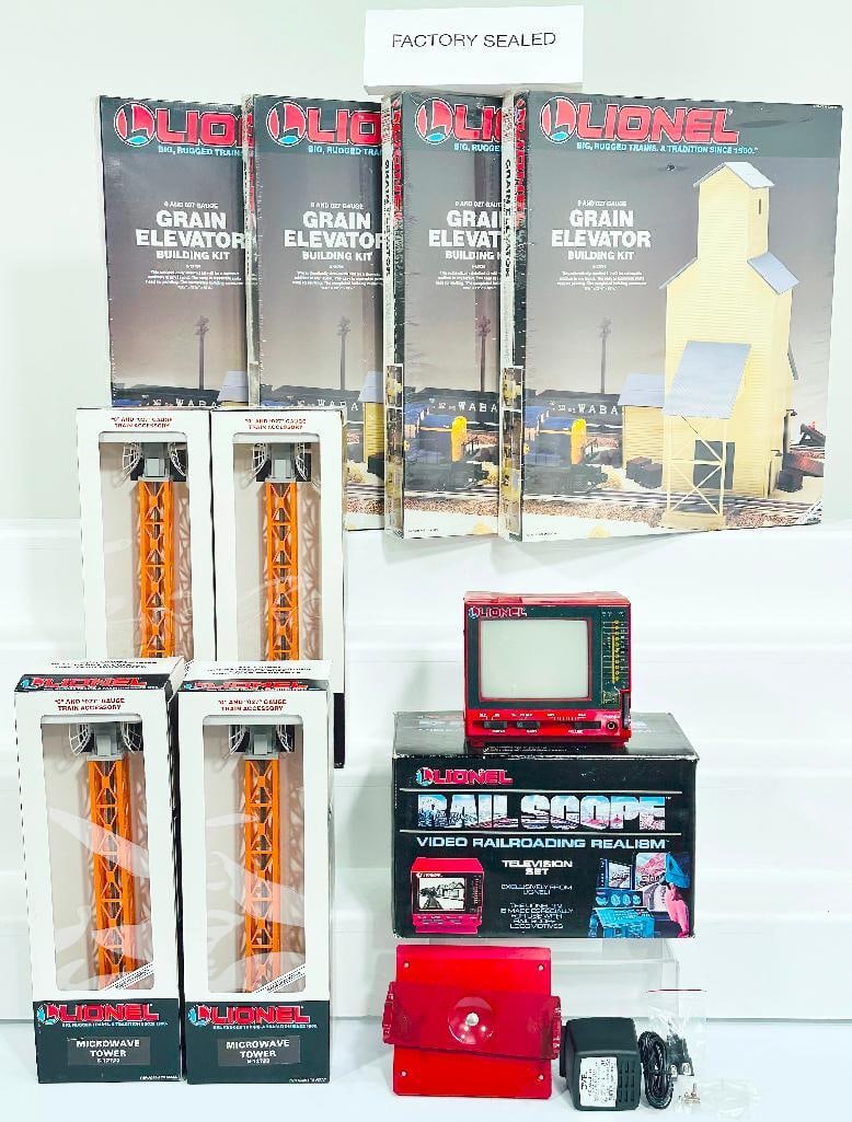Lionel Modern O Gauge Microwave Tower Boxed X4/Grain Elevator Building Kit Boxed X4/Television Set (1 of 9)