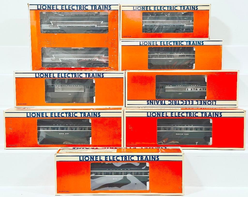 Lionel Modern O Gauge New York Central F3 A-A Double Diesels/NYC B-Unit/Six Assorted Passenger Cars (1 of 6)