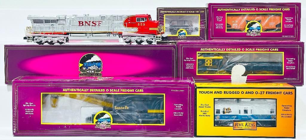 MTH Modern O Gauge BNSF AC 6000 Diesel Engine with PS 2.0 and Five (5) Assorted Freight Cars Boxed (1 of 9)