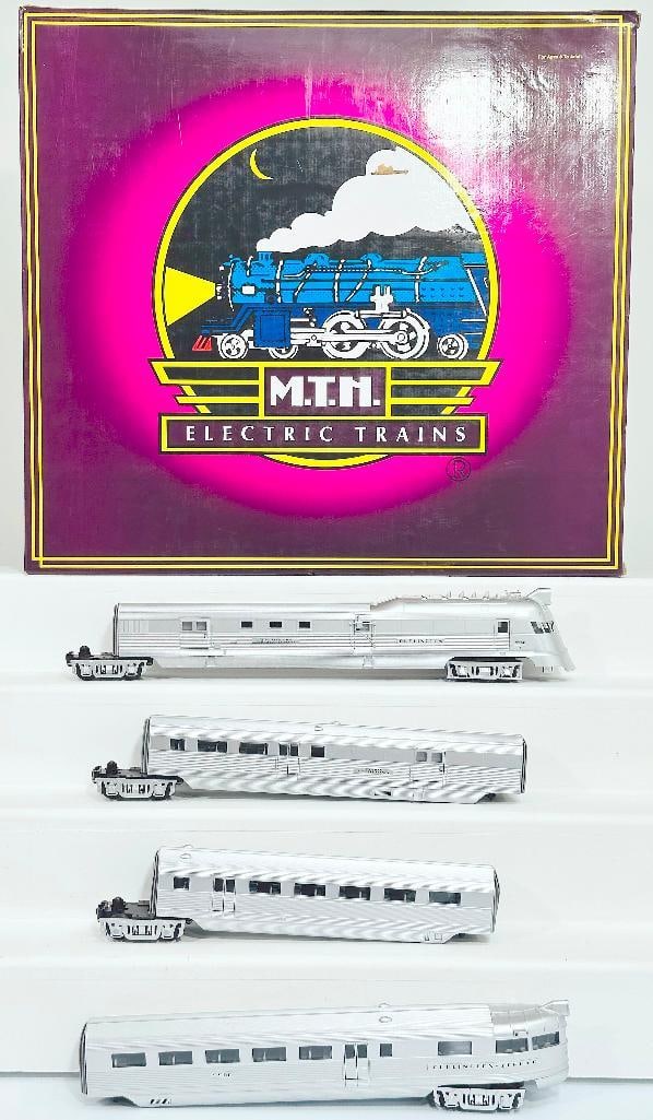 MTH Modern O Gauge Burlington Pioneer Zephyr Diesel Set with PS 2.0 Boxed (1 of 8)