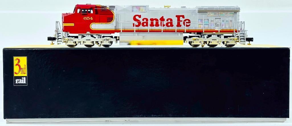 3rd Rail Modern O Gauge Santa Fe GE C44-9W Switcher Boxed (1 of 8)
