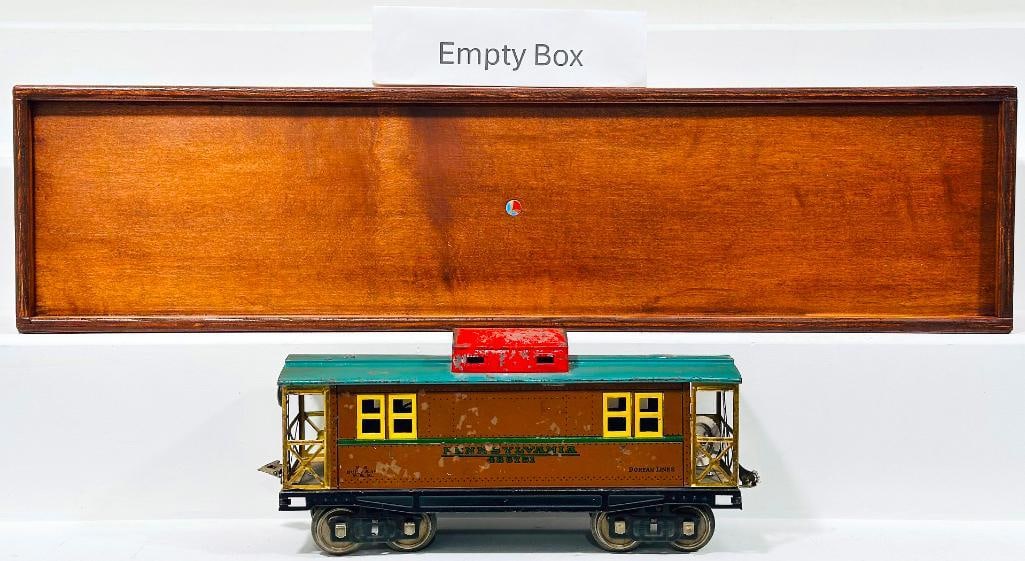 Lionel Modern O Gauge Wood Display Box and Dorfan Prewar Wide Gauge and Caboose (1 of 7)