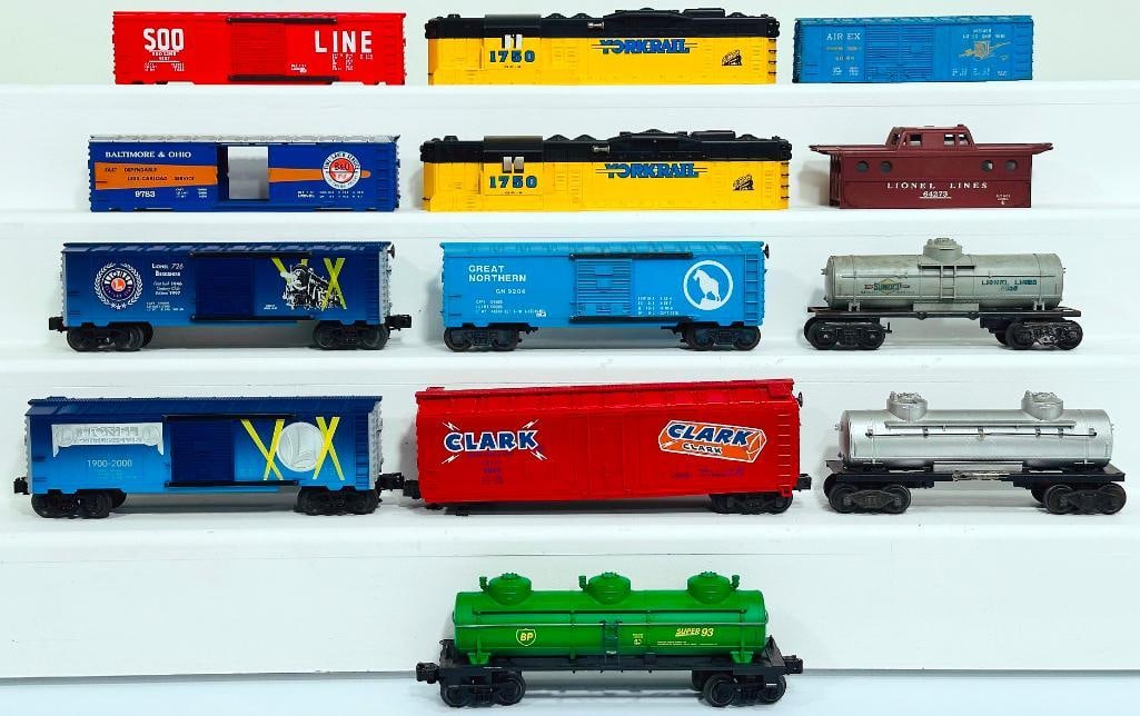 Lionel Postwar and Modern O Gauge Assorted Freight Cars/ Switcher/ Shells Only (1 of 6)