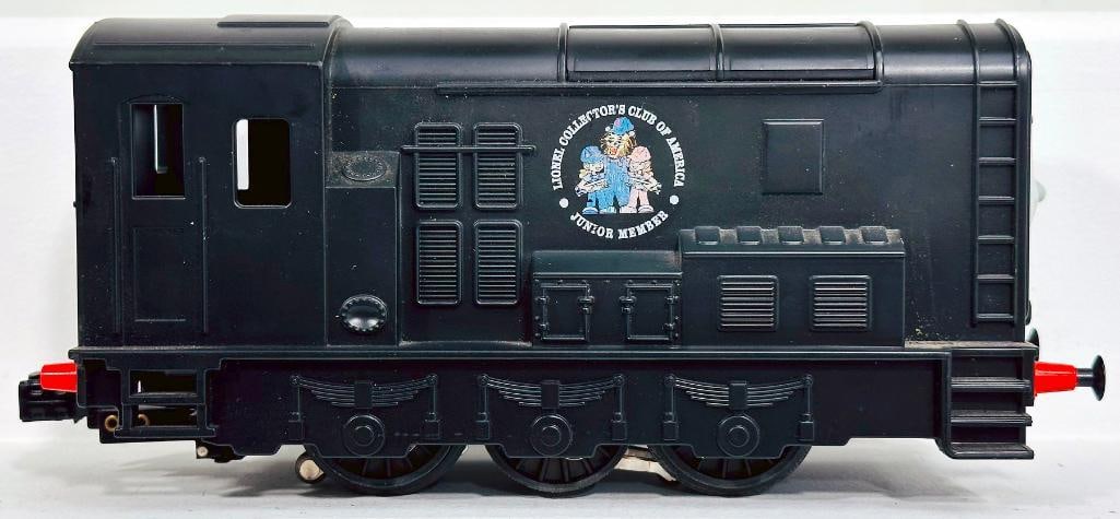Lionel Modern O Gauge Lionel Collector Club of America Junior Switcher (1 of 6)