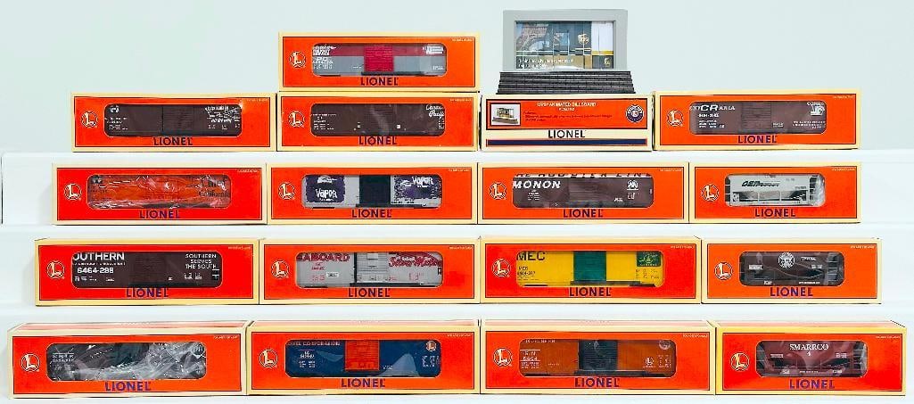 Lionel Modern O Gauge Sixteen (16) Assorted Freight Cars Boxed (1 of 8)