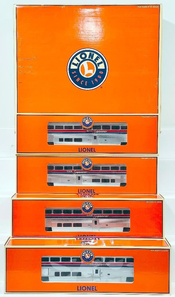 Lionel Modern O Gauge Amtrak Superliner Aluminum Passenger Car 4 Pack Boxed (1 of 5)