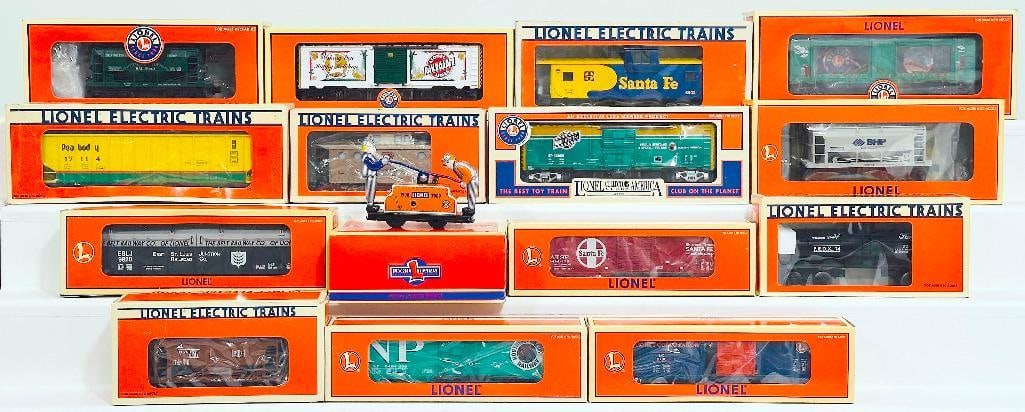 Lionel Modern O Gauge Fifteen (15) Assorted Freight Cars Boxed (1 of 11)