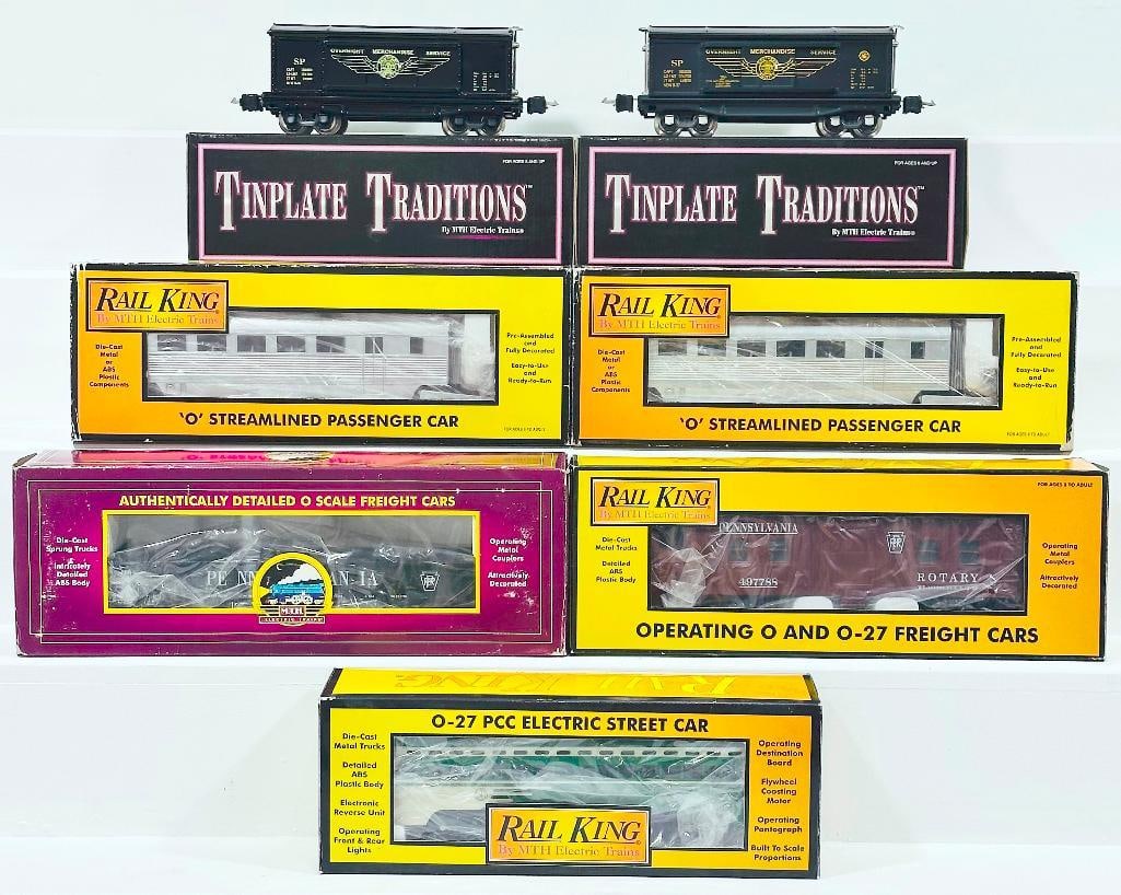 MTH RailKing Modern O Gauge San Francisco PCC Car/Boston and Maine Flying Yankee Passenger Car X2 (1 of 10)
