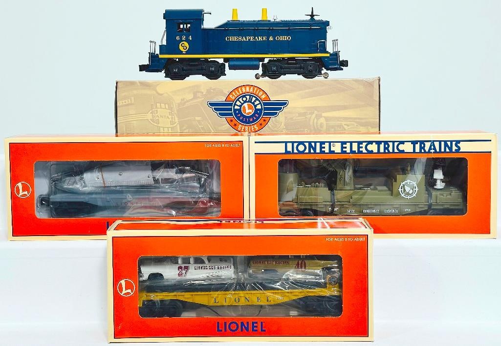Lionel Modern O Gauge C&O NW - 2 Switcher and Three (3) Assorted Freight Cars (1 of 9)