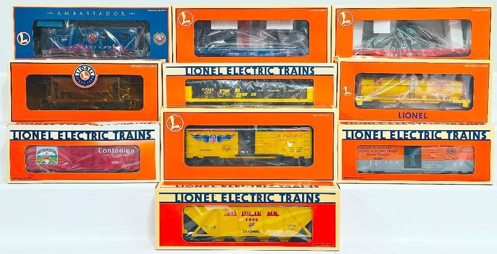 Lionel Modern O Gauge Ten (10) Assorted Freight Cars Boxed (1 of 6)