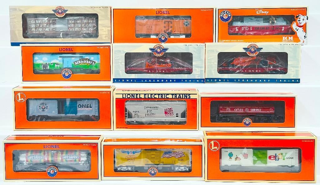 Lionel Modern O Gauge Twelve (12) Assorted Freight Cars Boxed (1 of 6)