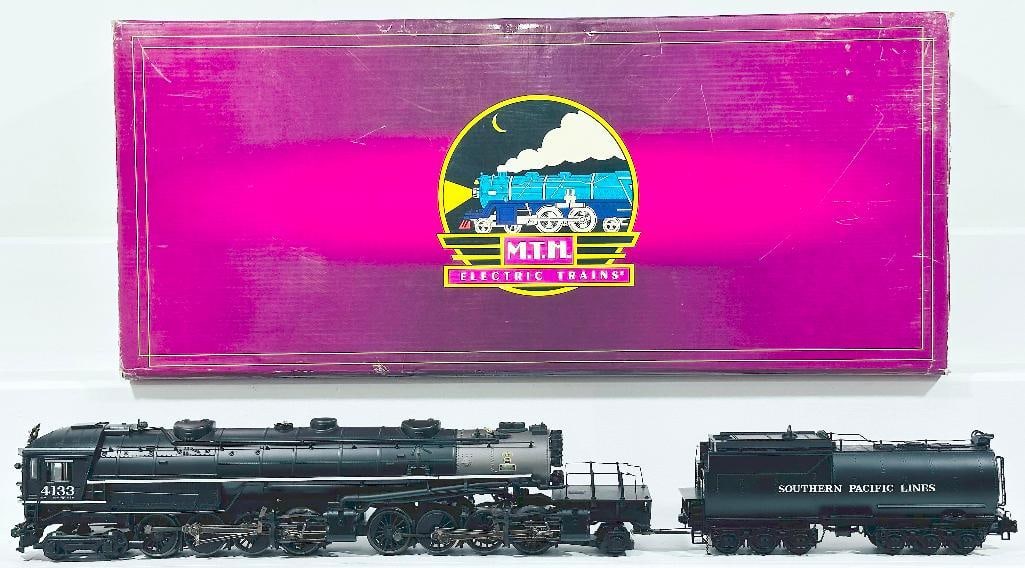 MTH Premier Modern O Gauge Southern Pacific 4 - 8 - 8 - 2 AC - 6 Cab Forward Steam Engine and Tender (1 of 8)