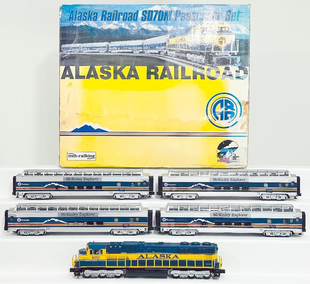 MTH Premier Modern O Gauge Alaska Railroad SD 70M 5 piece Passenger Set #20 - 2290 - 1 Boxed (1 of 8)