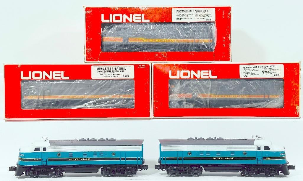 Lionel Modern O Gauge Milwaukee Road F?3 A Powered?A Powered ?B Dummy Diesel Units and B&O Units (1 of 9)