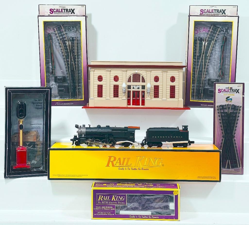 MTH RailKing Modern O Gauge Pennsylvania 2 - 8 - 2 L-1 Mikado Steam Engine and Tender Boxed (1 of 16)