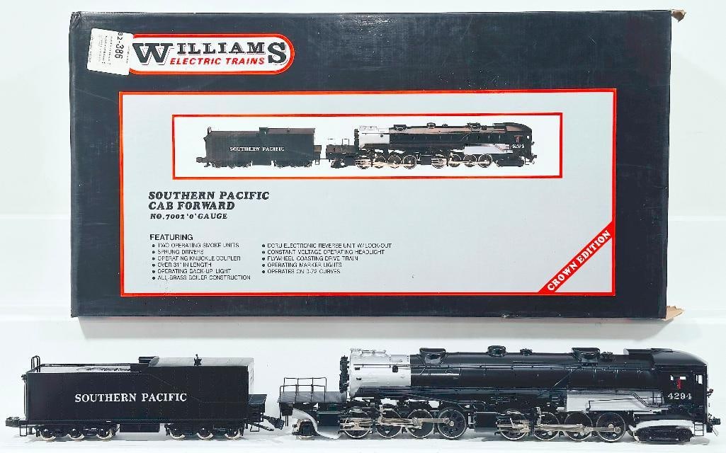 Williams Modern O Gauge Southern Pacific Cab Forward Locomotive and Tender Boxed/ Plasticville Kits (1 of 8)