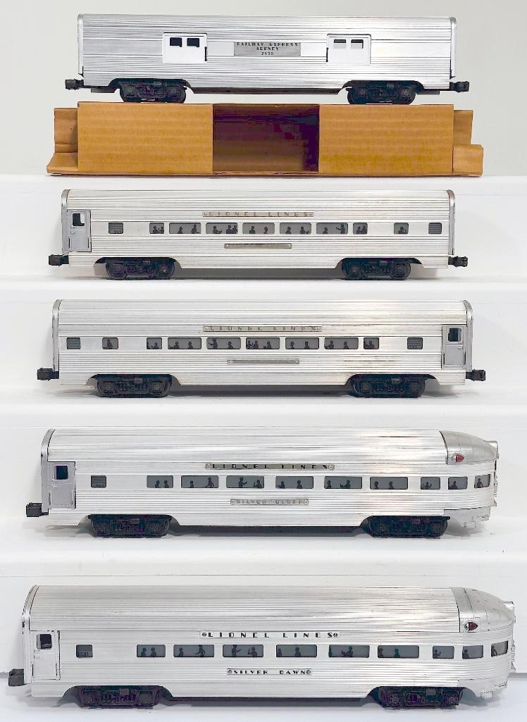 Lionel Postwar O Gauge Five (5) Assorted Aluminum Passenger Cars (1 of 6)