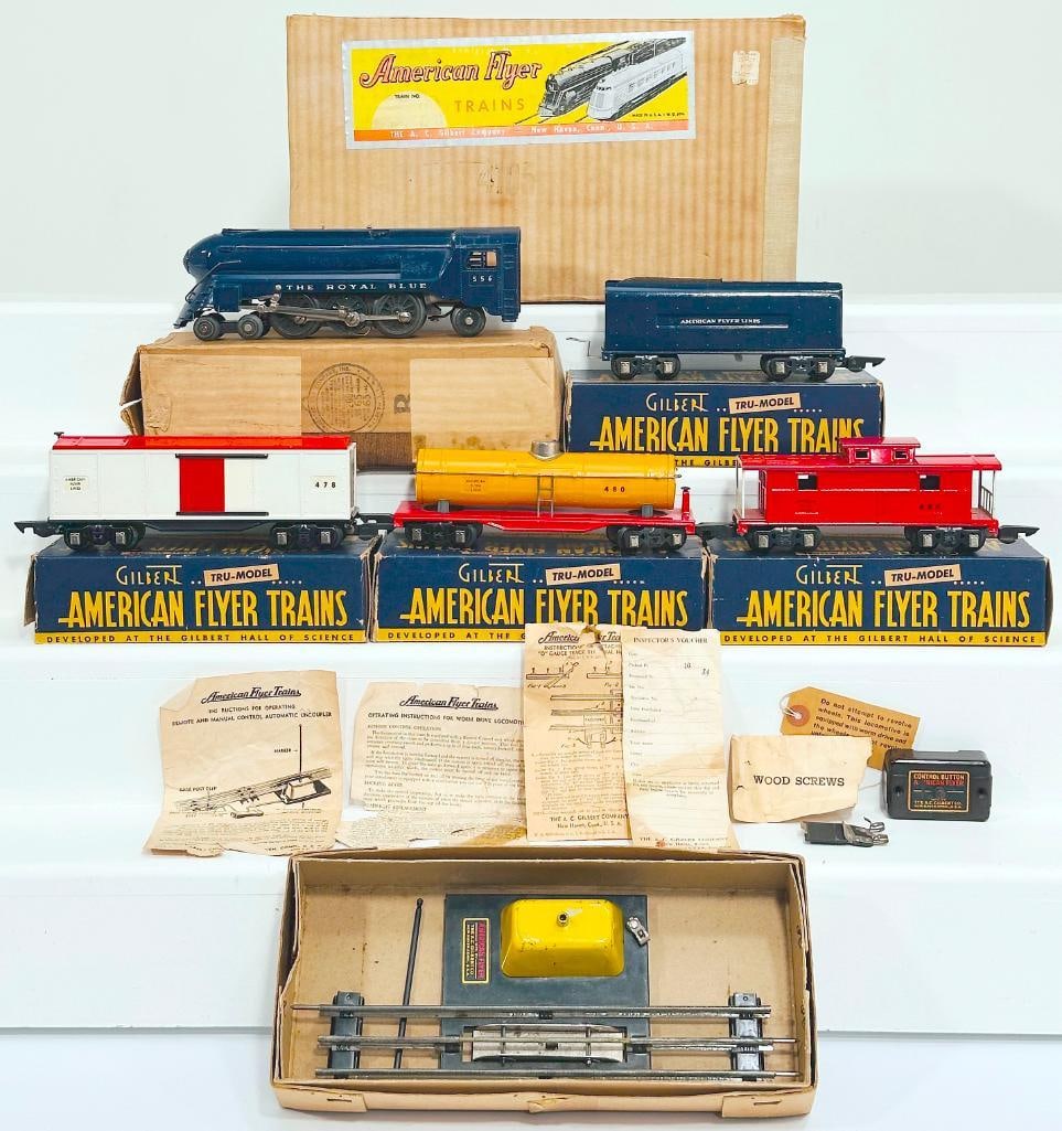 American Flyer Prewar O Gauge Royal Blue 556 Locomotive /Royal Blue 55C Tender with 480 Oil Tank Car (1 of 10)