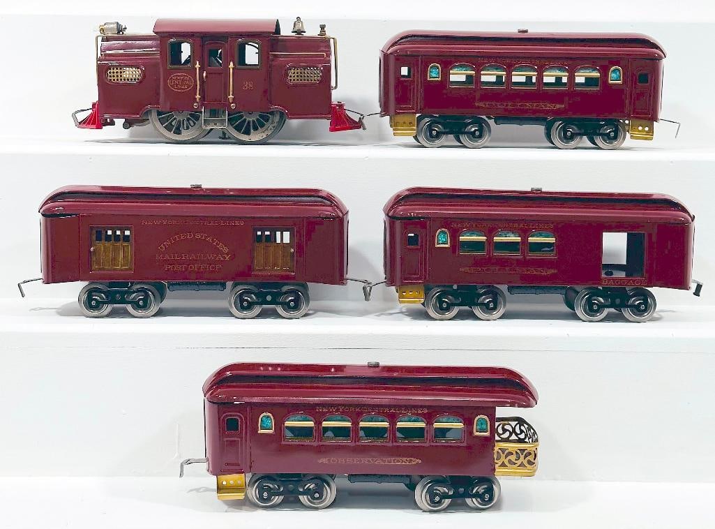 Lionel Prewar Standard Gauge 38 Electric Locomotive with 35-32-31-36 Passenger Cars (1 of 5)